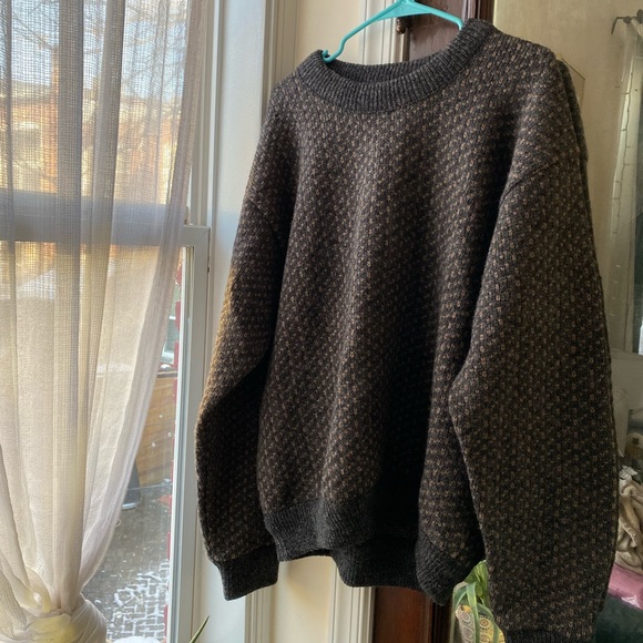 L.L. Bean Other - vintage L.L. Bean grey-brown wool crewneck sweater